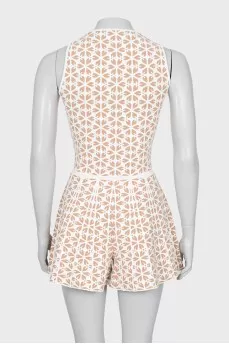 Костюм из топа и шорт в принт
