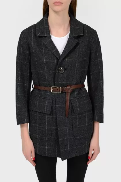 Checkered jacket under the belt