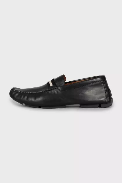 Men's black leather moccasins