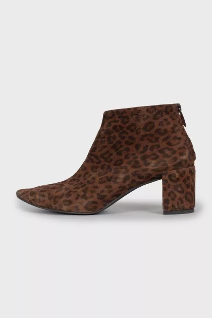 Animal print ankle boots with heels