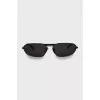 Sunglasses with branded logo on the frame