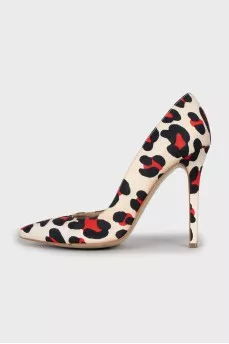 Textile animal print pumps