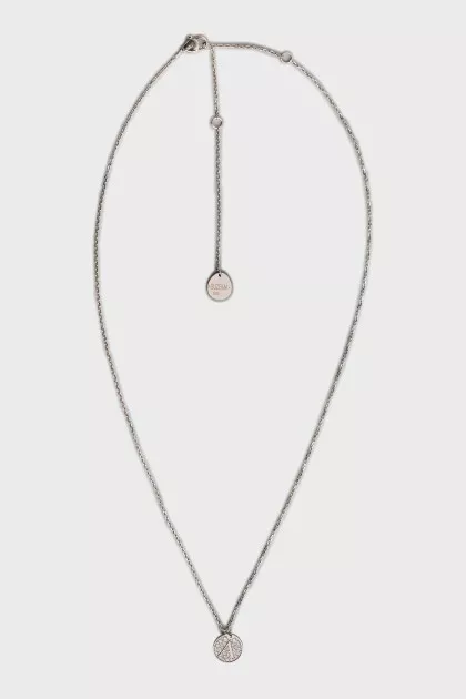 White gold necklace with diamonds