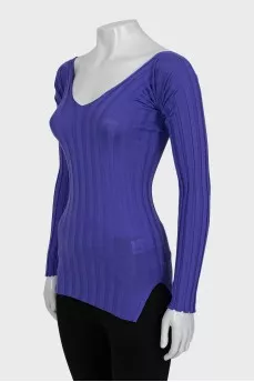 Fitted top with slits