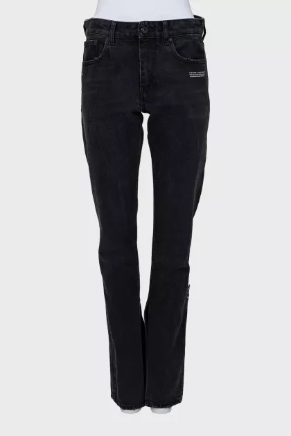 Jeans with slits at the bottom