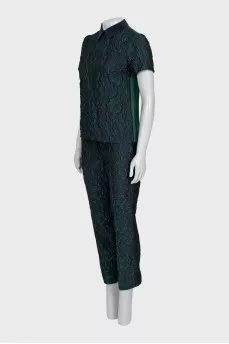 Blouse and trousers suit