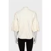 Windbreaker with zipped pockets