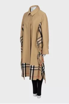 Coat with checkered trim