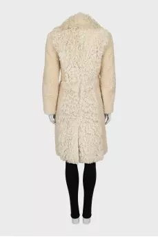 Fitted wool coat with buttons