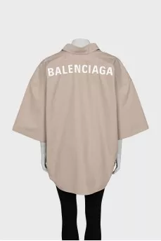 Oversized shirt with patch pocket
