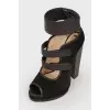 Velcro peep toe shoes