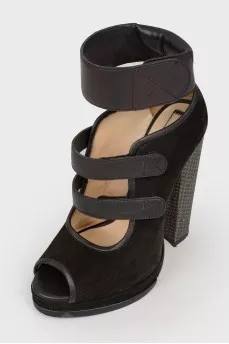 Velcro peep toe shoes