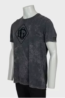 Men's grey t-shirt with brand logo