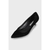 Suede kitten heel shoes