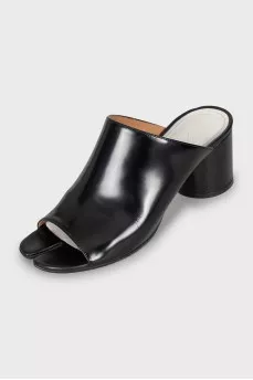 Tabi mules
