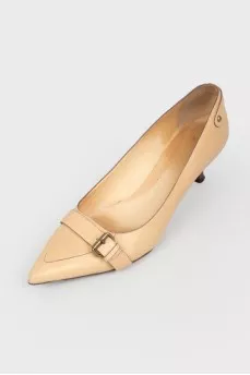 Шкіряні туфлі з пряжкою