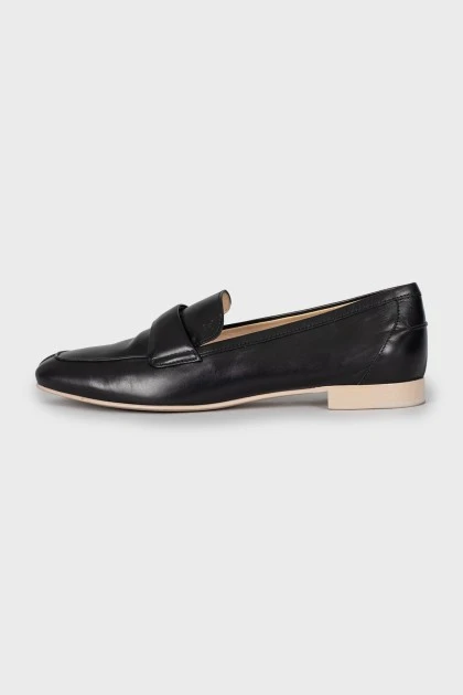 Black smooth leather loafers