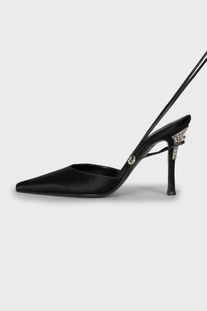 Textile slingbacks with ties