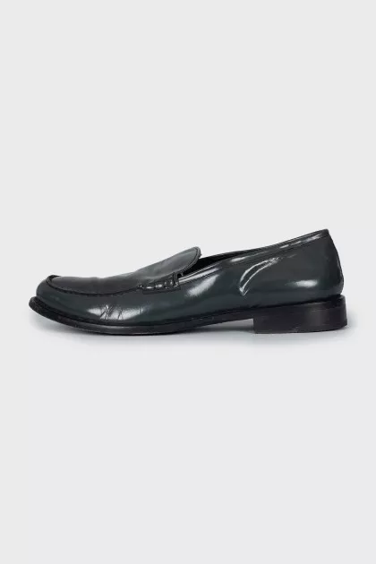 Men's black leather loafers