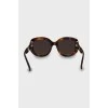 Brown sunglasses with decoration on the temples