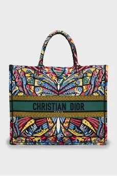 Canvas bag with embroidery
