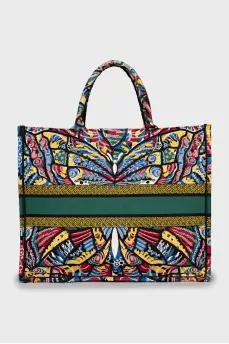 Canvas bag with embroidery