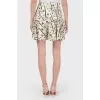 Skirt-Schorts in an abstract print with a tag