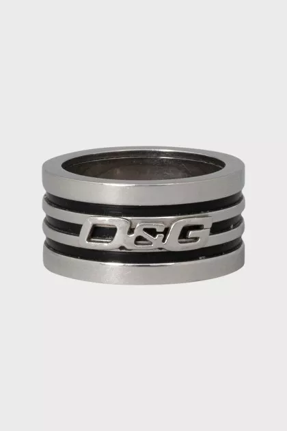 Wide ring with embossed logo