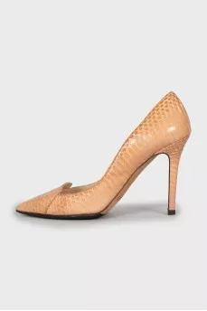 Beige snakeskin shoes