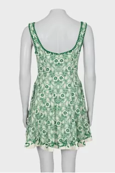 Fitted dress with buttons