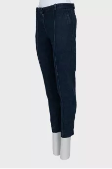 Skinny jeans with creases