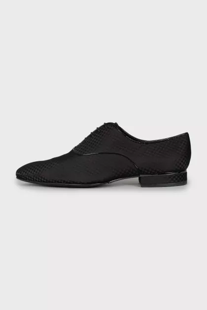 Men's textile shoes in a checkered print