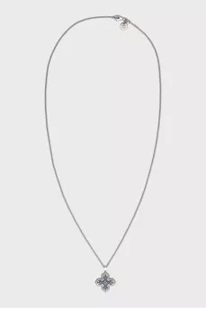 White gold pendant with diamonds
