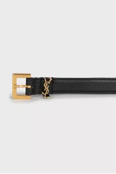 Narrow leather belt