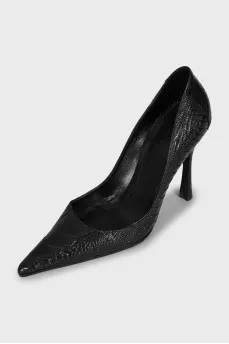 Embossed leather pumps