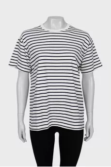 Straight T-shirt in black and white stripes