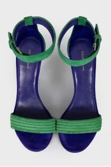 Suede sandals with relief stripes