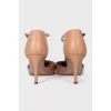 Beige shoes with metallic decor