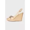 Leather sandals with textile bow