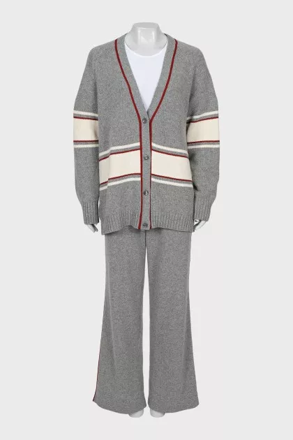 Cashmere cardigan and trousers suit