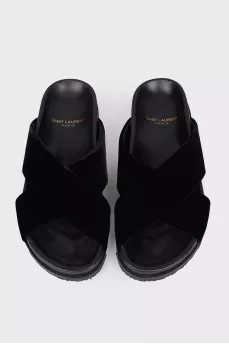 Black slippers with a velvet top