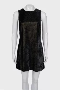 Vintage Dress Versus