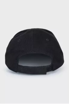 Cap with red embroidered logo