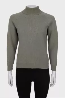 Green cashmere sweater
