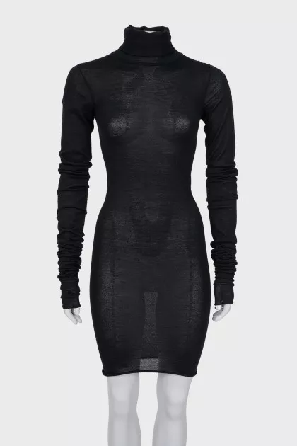 Cashmere dress with long sleeves