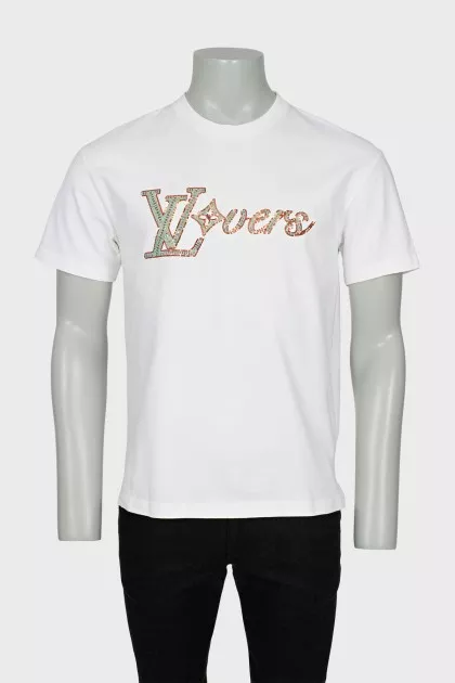 Men's white t-shirt decorated with rhinestones