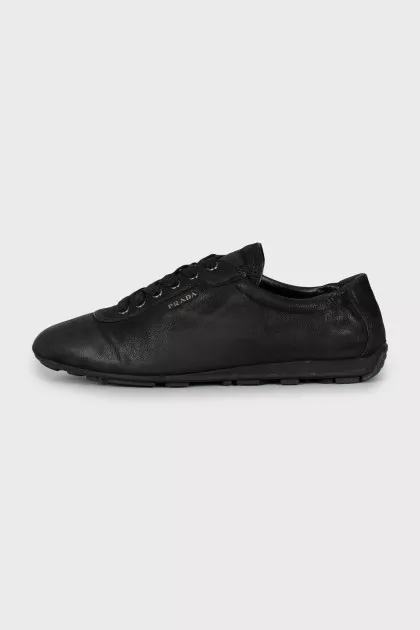 Leather flat sneakers