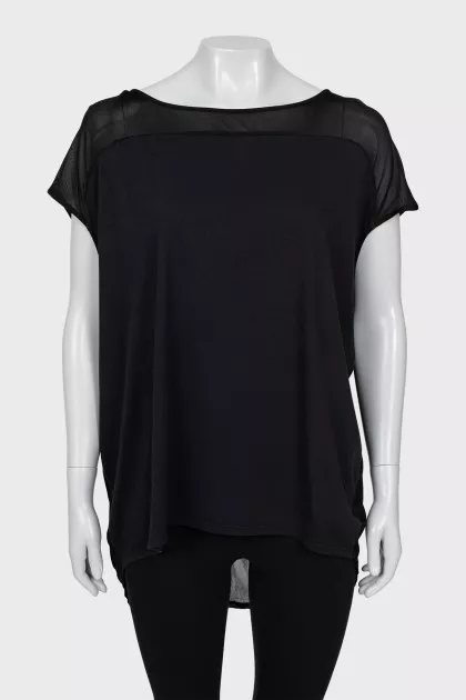 Black tunic with a loose fit