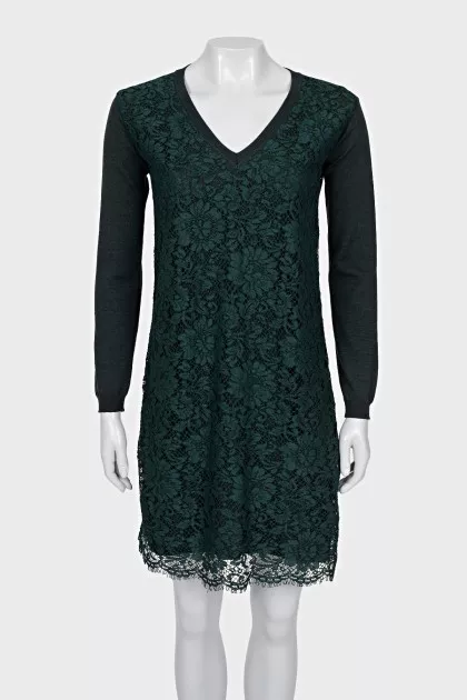 Straight cut dress with lace