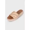 Suede and leather flip flops